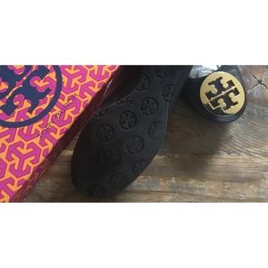 Tory Burch signature Ballet Flats with gold logo buckles. Size 6.5